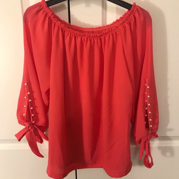 Flowy off the shoulder coral pink top! - Picture 2 of 5